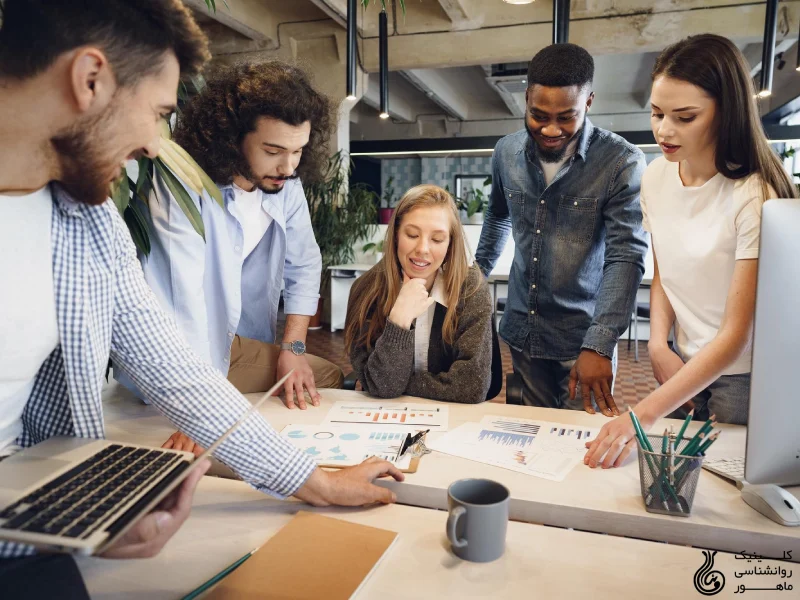 فضای کاری حرفه ای