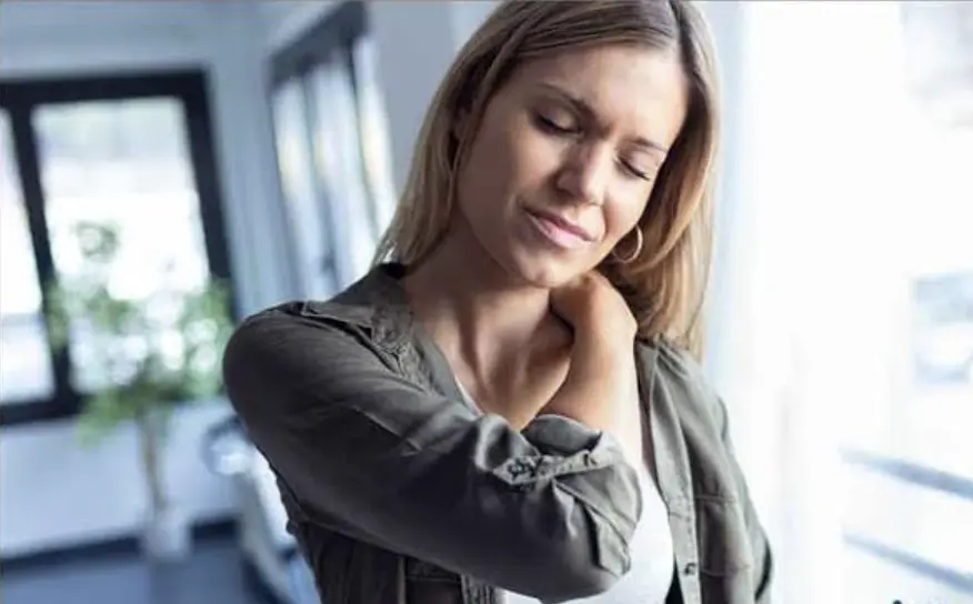 چرا بی دلیل استرس دارم؟ آیا واقعاً اضطراب بدون دلیل است؟ 